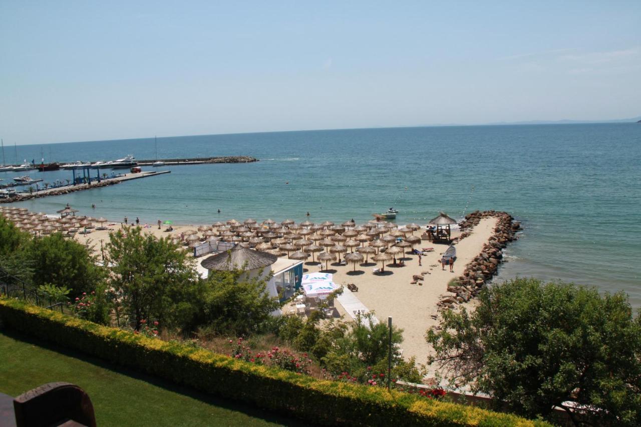 Bademite Apartments Sveti Vlas Luaran gambar
