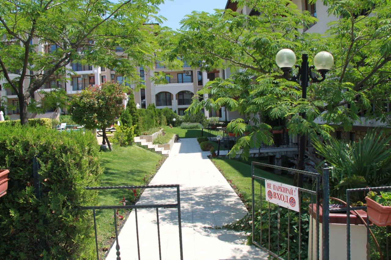 Bademite Apartments Sveti Vlas Luaran gambar
