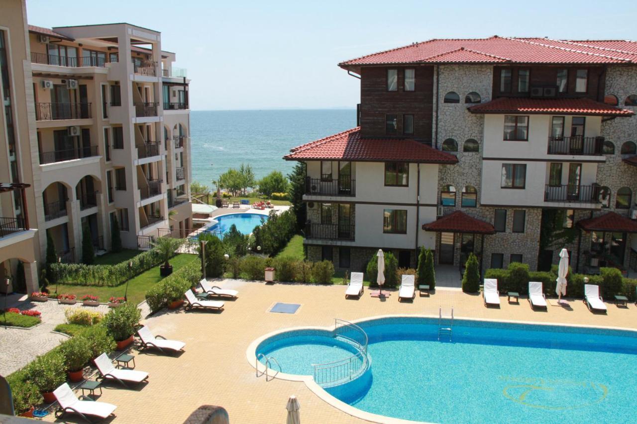 Bademite Apartments Sveti Vlas Luaran gambar
