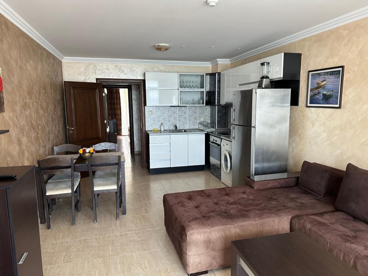 Bademite Apartments Sveti Vlas Luaran gambar