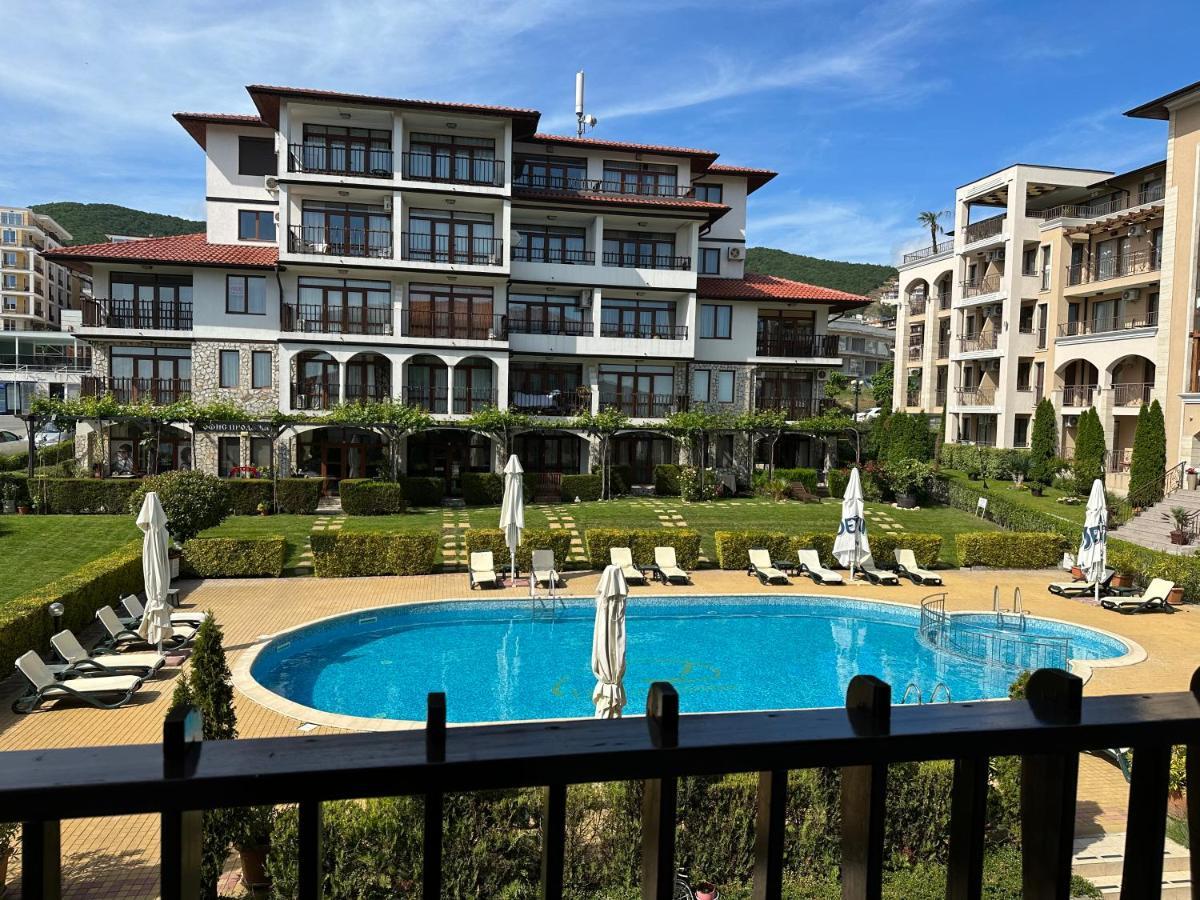 Bademite Apartments Sveti Vlas Luaran gambar