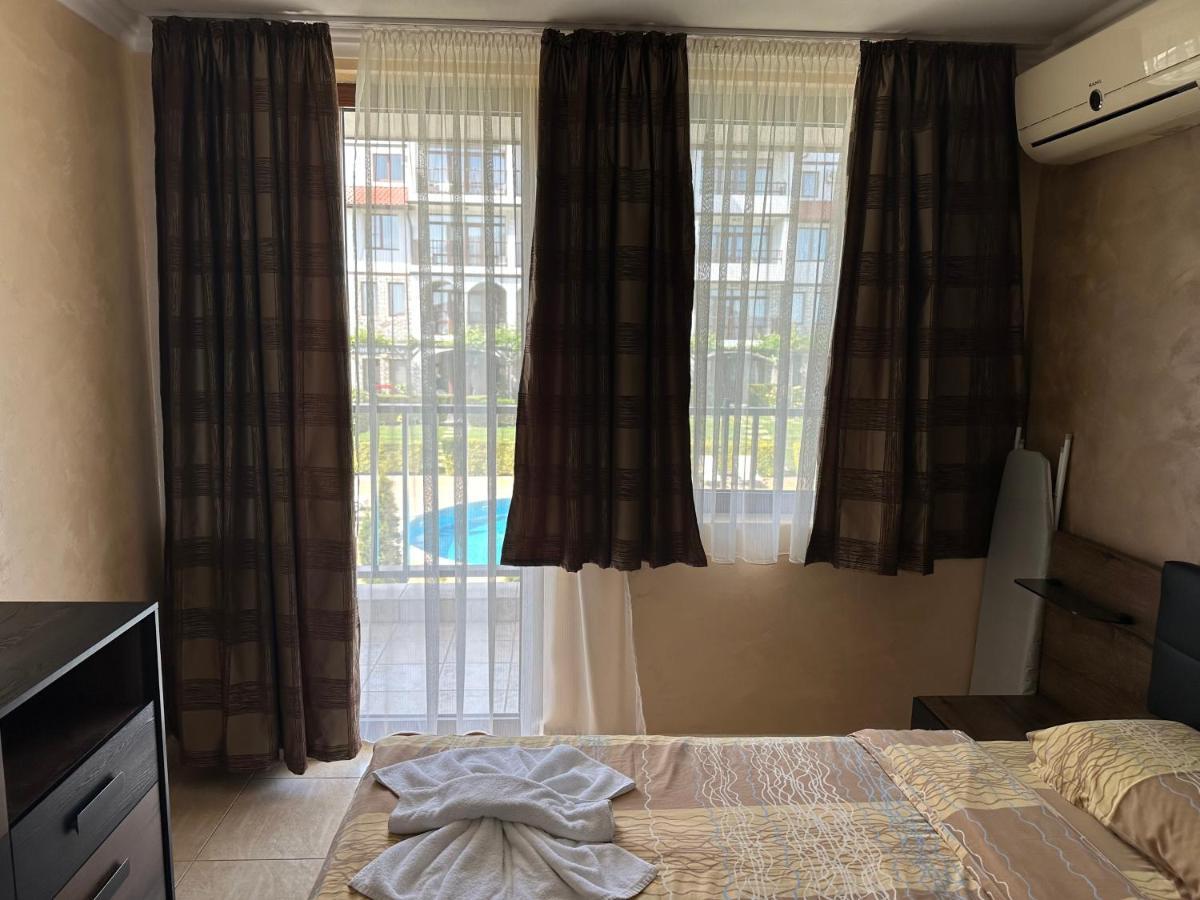 Bademite Apartments Sveti Vlas Luaran gambar